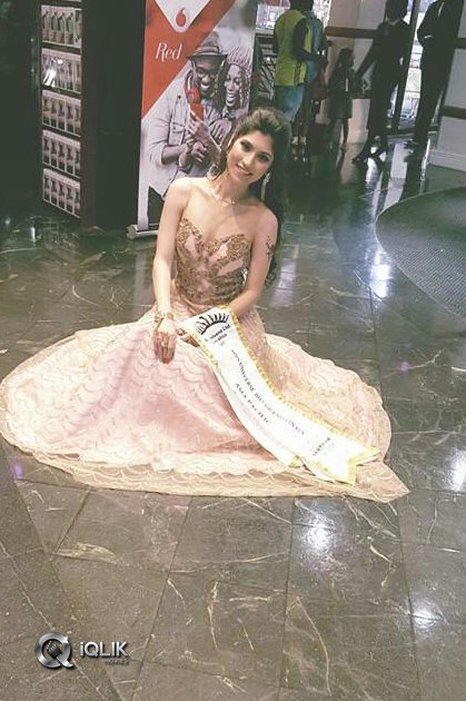 Premkahani-Movie-Actress-Abhimanika-Tavi-Mrs-Universe-Finalist-Durban-Exclusive-Photo-Gallery